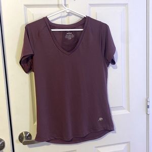 🔥Aeropostale v-neck athletic shirt!🔥